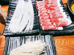-呷哺呷哺(普陀乐购真北店)