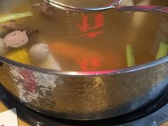 -左庭右院鲜牛肉火锅(金山万达店)