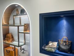 -聚云奢二手奢侈品黄金手表包包回收·中古店(中福城店)