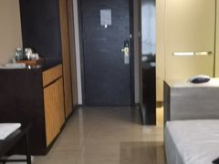 -深圳罗湖东门步行街亚朵X酒店