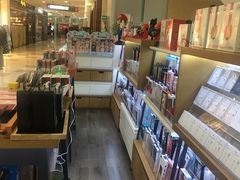 -爱畅享华为苹果手机维修服务(虹口龙之梦店)