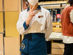 -海底捞火锅(新松江路生日主题店)