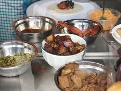 -老汪猪头肉春饼店