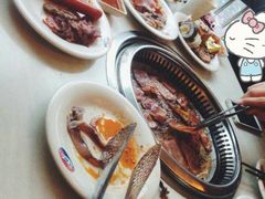 -北京汉丽轩海鲜烤肉自助火锅一体(中百店)