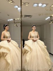 点击看大图 -GRACE KELLY婚纱与礼服(北京店)