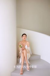 -雪中彩影婚纱摄影·微光艺术中心