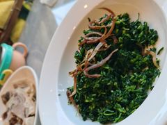 -侬佳蒸菜馆(听潮店)