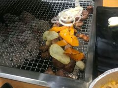 -肉甲韩国木炭烤肉(新壹街1店)
