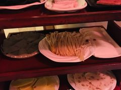 -二荆条·蜀鲜汇城市森林火锅