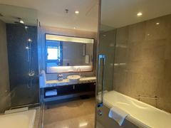 -上海龙之梦万丽酒店