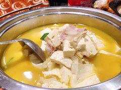 手工豆腐炖咸肉-国生茶庄·地道农家菜团建活动