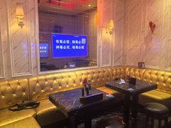 -皇马纯KTV·量贩·聚会(民治店)