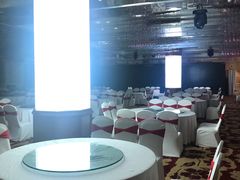 -双子楼大酒店(城开国际写字楼店)