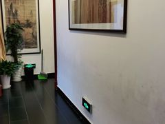 -昂立少儿成长中心(浦东蓝村路地铁站校区)