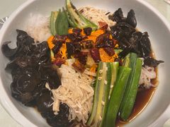 -湘渝人家·川湘菜(十里河店)