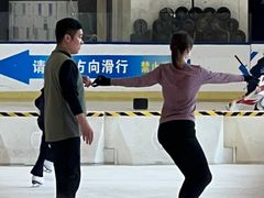 -世纪星滑冰俱乐部(万象城店)