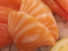 -牛YO寿喜烧·铁板烧和牛火锅自助(市府恒隆店)