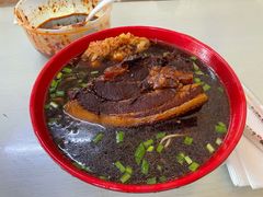 大肉面-小龙大肉面馆