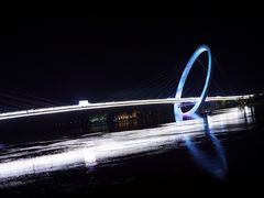 -南京眼步行桥