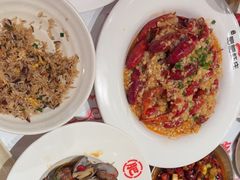 -肥肥虾庄·金牌油焖大虾(汉口城市广场店)