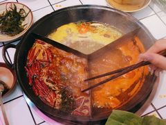 -巴卤社老火锅(财富店)