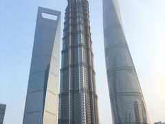 -陆家嘴空中步行连廊