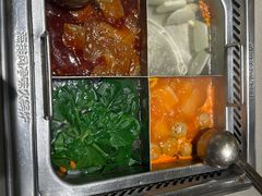 -海底捞火锅(杭州萧山宝龙广场店)