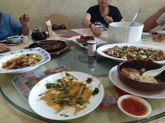 -鲤鱼塘农家山庄