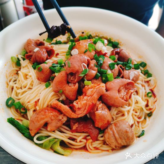 胖哥麻辣面(荔枝沟店)