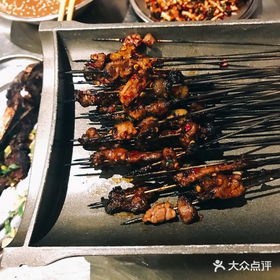 老六烤肉(渔安新城店)