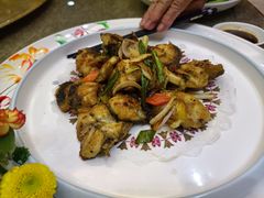 -东豪园林海鲜酒家(南港路辅路店)