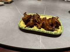 -东口码头·烧鸽子·鱼头泡饼·地方菜(金鹰悦城店)