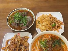 -建新园过桥米线(老街店)