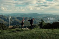 -乐派诗婚纱摄影