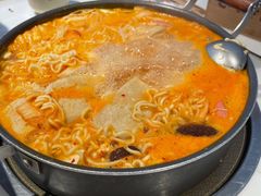 部队火锅-七八冷面·延边朝鲜族美食(圣熙八号店)