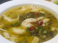 -南城香·饭香串香馄饨香(青年路店)