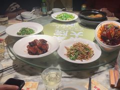 -梁家大院•农家菜(昆山会展中心店)