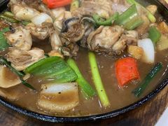 铁板飘香生蚝-蠔门宴海鲜城·阳江特色菜