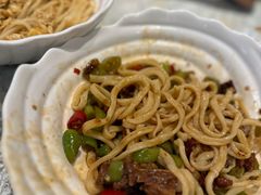 辣爆小公鸡拌面-乐三里屯面馆(阿那亚店)
