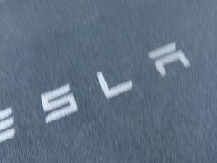 -TESLA 特斯拉(北京南四环中路特斯拉中心)