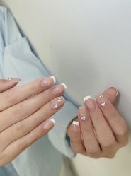 -晨·艺美甲美睫