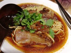 招牌红烧半筋牛肉面-厝内小眷村(天河南一路店)