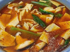-辣盆盆麻辣小龙虾(哈尔滨总店)