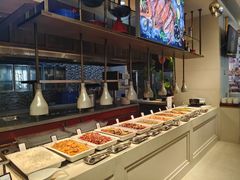 -海口绿发希尔顿酒店-田园汇贵州美食自助餐·三文鱼