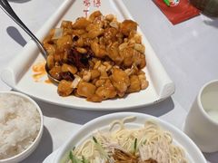 -峨嵋酒家总店(车公庄店)