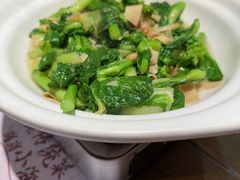 -黄泥岗·地道湖北菜(奥特莱斯店)