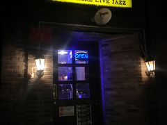 -东岸Cafe 爵士俱乐部