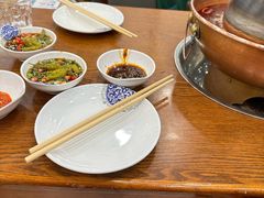 -楼外楼大刀肉传统火锅居(繁荣路店)