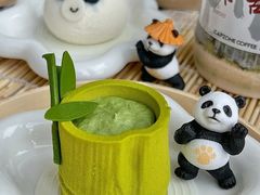 -及象咖啡Air·360度俯瞰广州塔(北塔68F店)