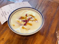 -云阿蛮云南生烫牛肉米线(奉贤路店)